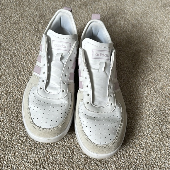 Adidas Court Sneaker - Picture 2 of 6